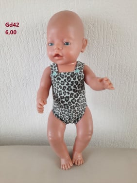 Baby born / babyborn badpak . Opbrengst KiKa. Poppenkleertjes.