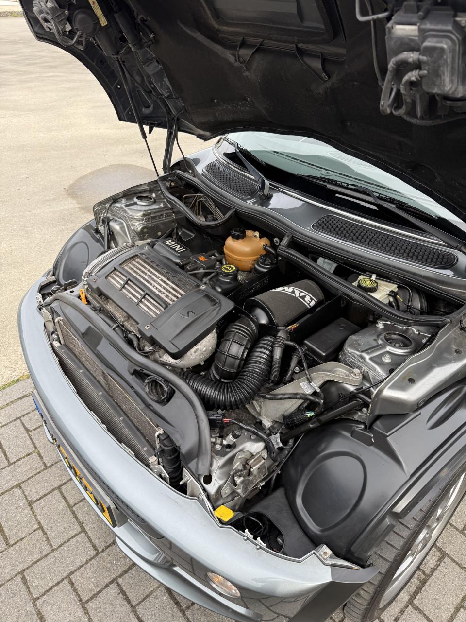 MINI Cooper S Cabrio 1.6 – John Cooper Works – 170 PK – 108.000 km