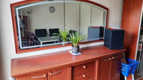 Dressoir met spiegel