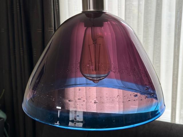 Glazen design hanglamp, handgemaakt en mondgeblazen