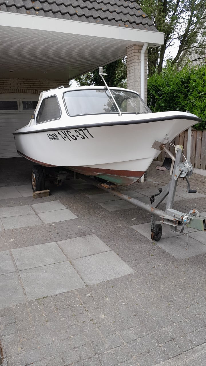 Te koop kajuitboot Taylor49