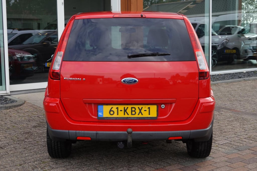 Ford Fusion 1.6-16v futura