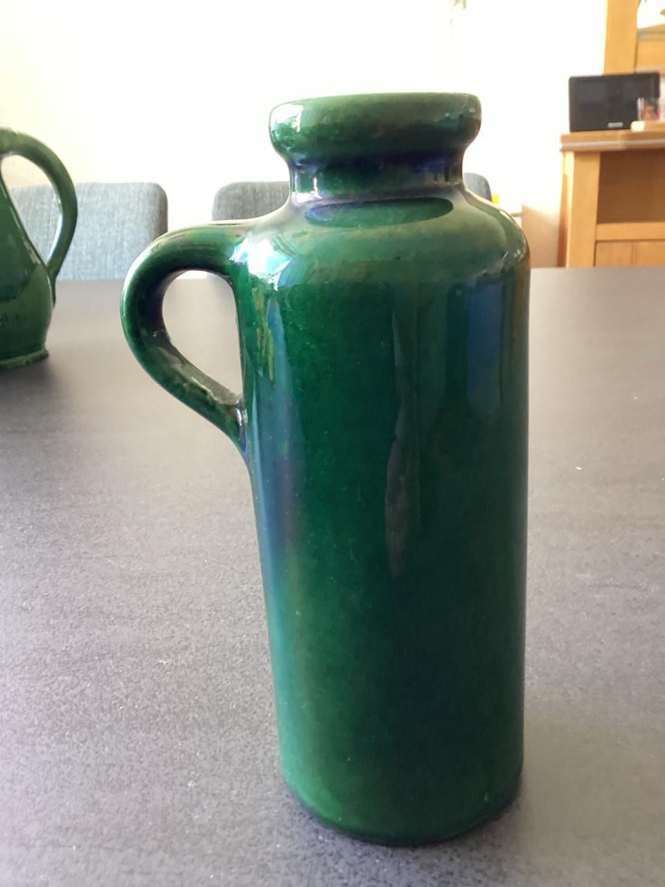 Vintage Hulsterkamp Jeverkruikje. ( Diepgroene kleur)