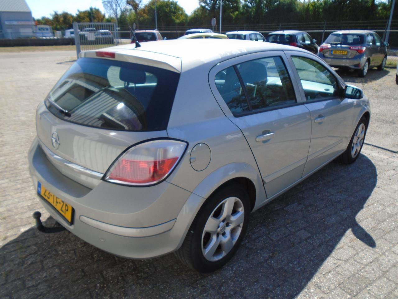 Opel Astra 1.4  APK 10-8 2027