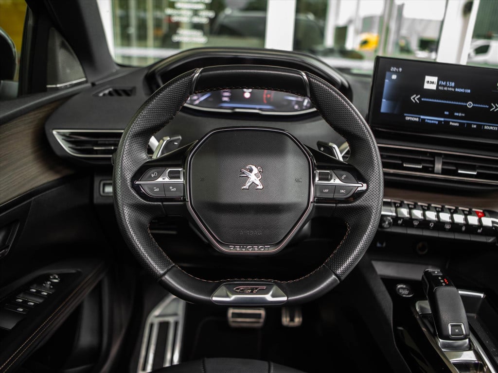 Peugeot 5008 1.2 puretech 130pk gt automaat | 7-zits | nappa leder | focal 