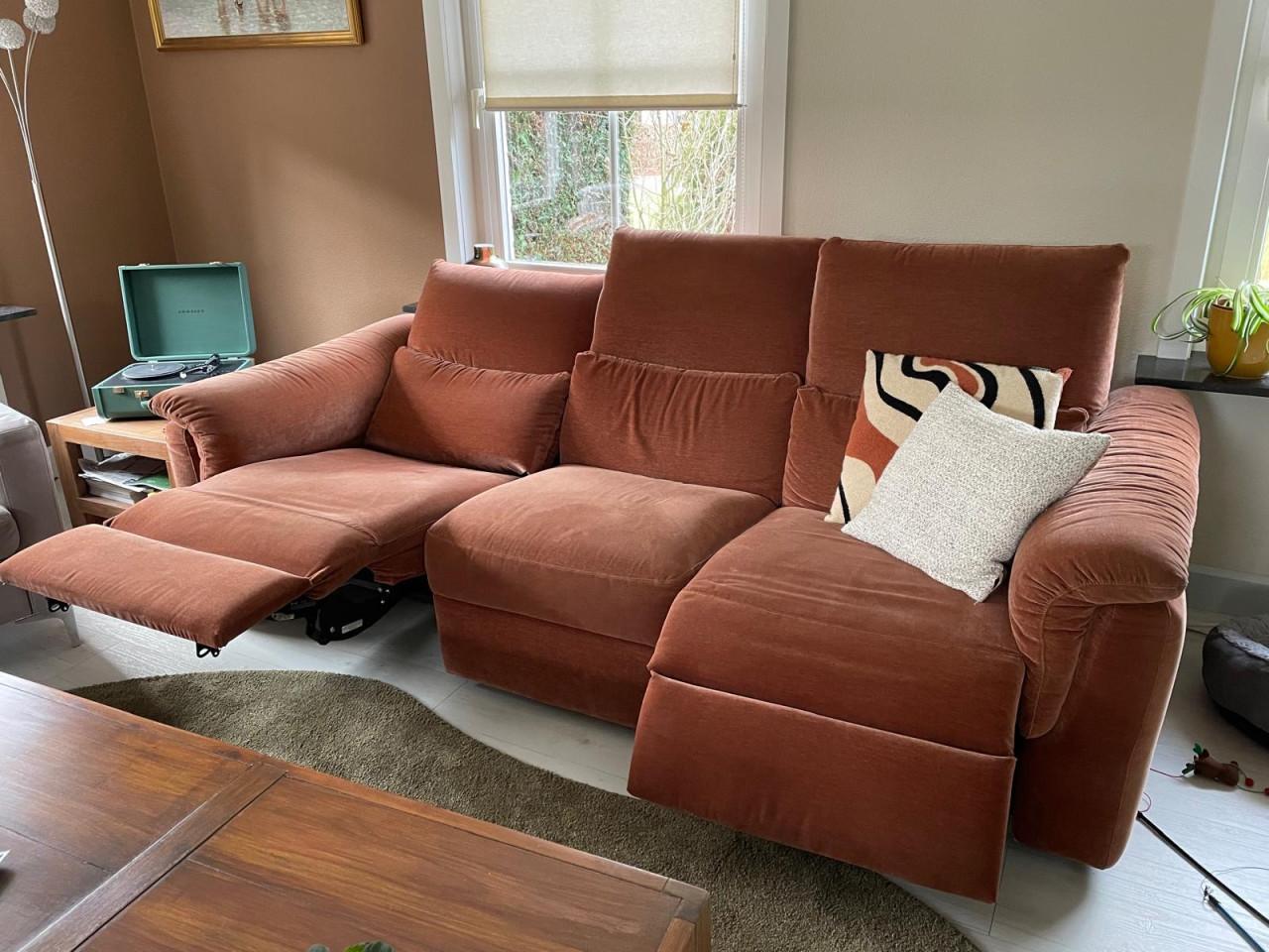 Natuzzi 3 zits bank met 2x elek. relax