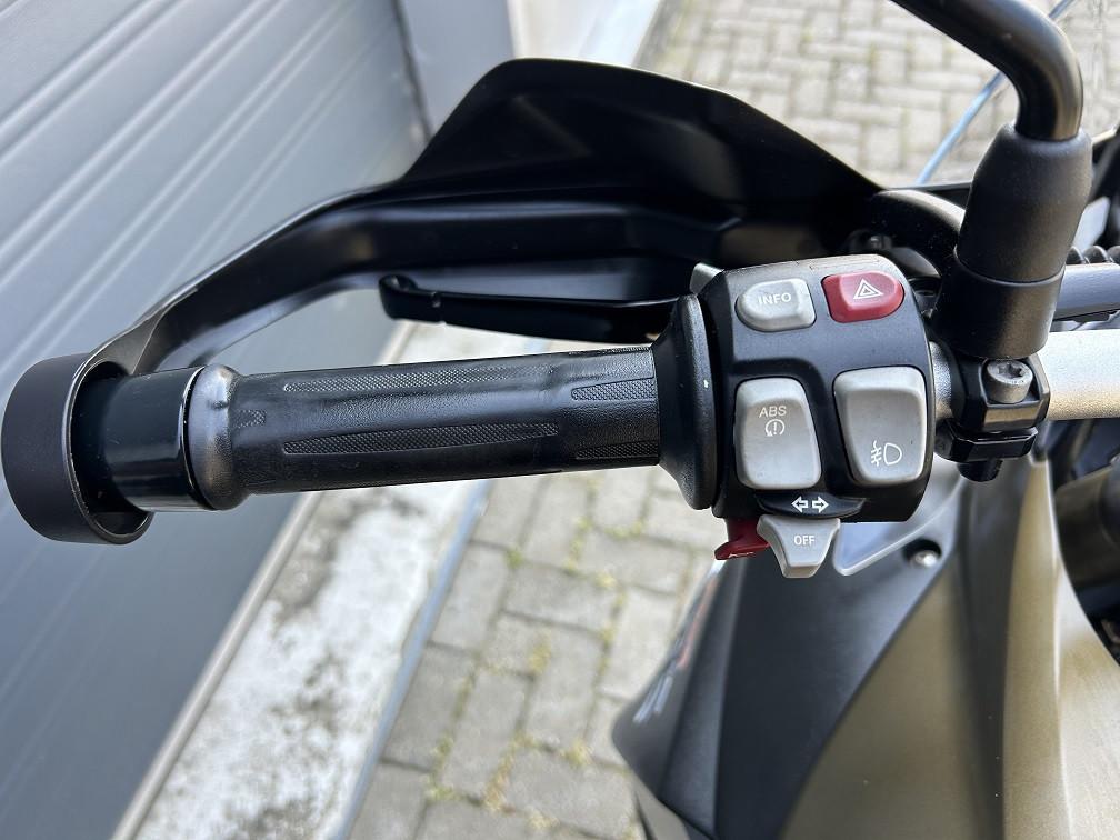 BMW F800GS Adventure uit 2015 met 65 dkm, ABS/rijmodus etc, rijklaar €7250