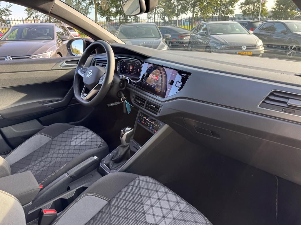 Volkswagen Taigo 1.0 tsi r-line * panoramadak * carplay * acc * clima