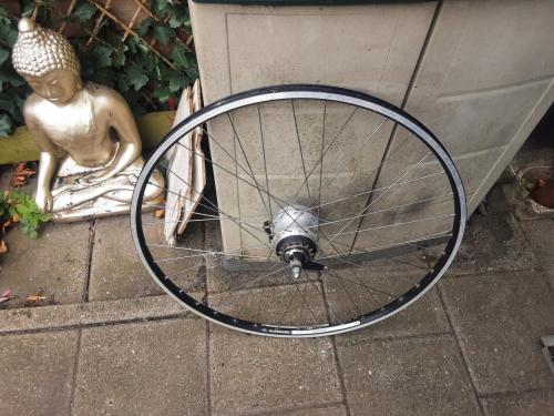 28 inch shimano nexus achterwiel, 7 speed,rollerbrake rem