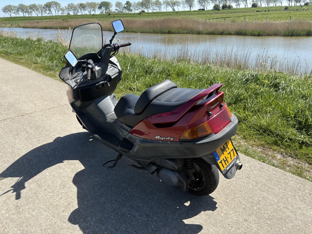 Motorscooter Yamaha Majesty YP-250