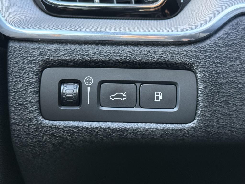 Volvo XC60 t8 390pk recharge r-design| panodak| luchtvering| trekhaak| came