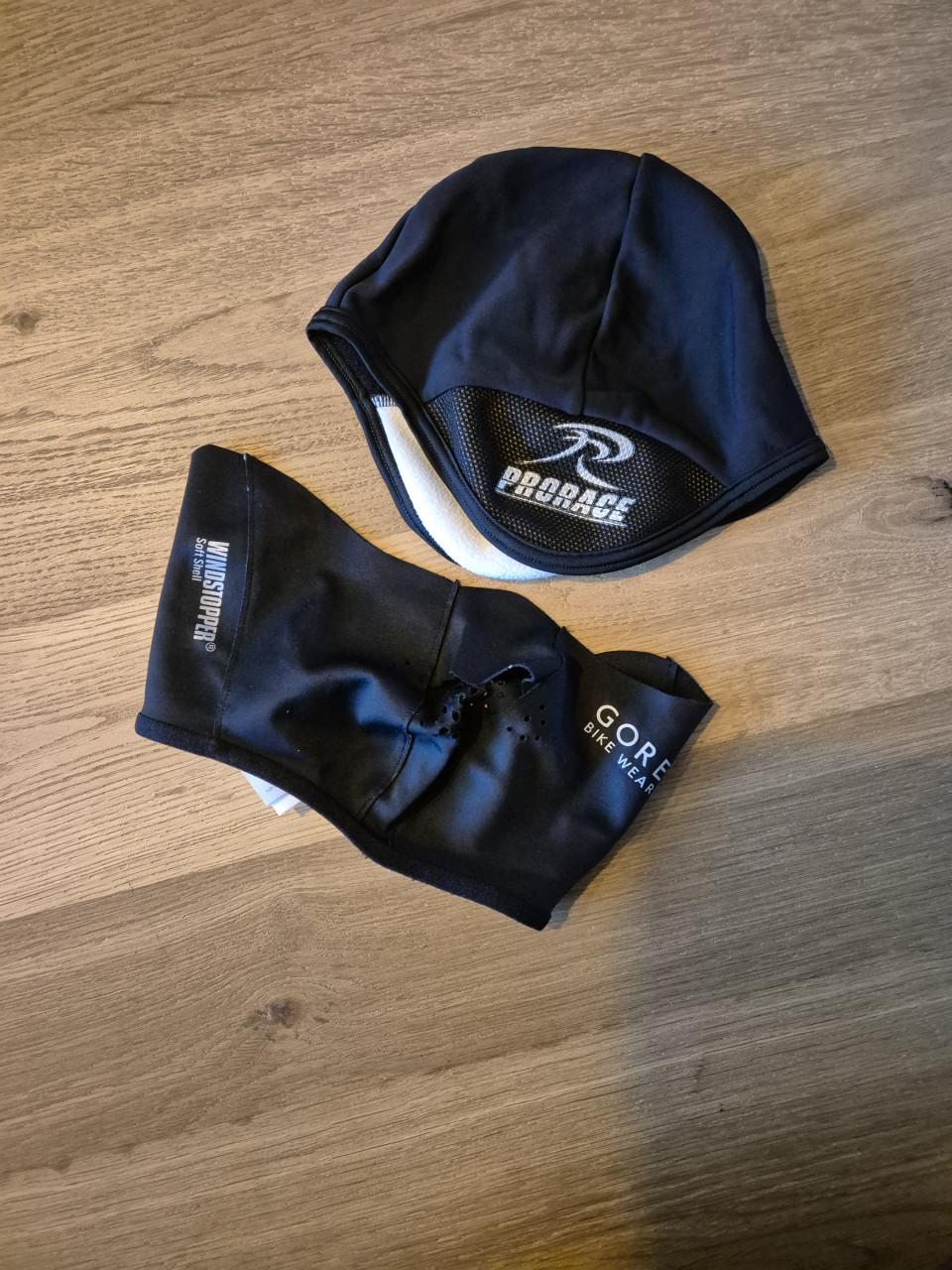 Helmmuts en nekwarmer