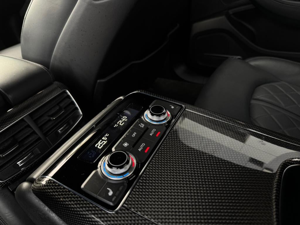 Audi A8 4.0 tfsi s8 quattro *700pk! *abt* keramisch * nachtzicht * massage