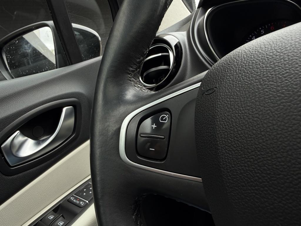 Renault Captur 1.3 tce intens