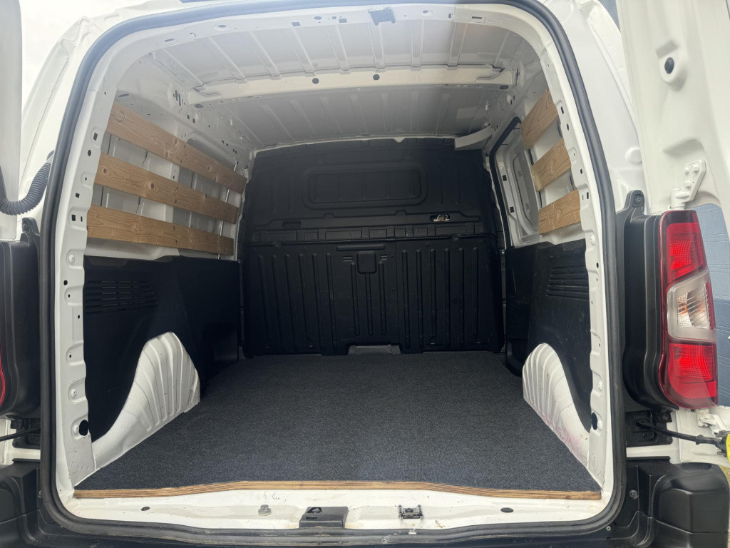 Opel Combo 1.5d l1h1 edition airco / cruise controle / euro 6