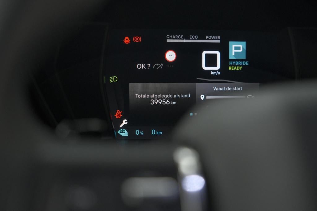 Citroen C5 X 1.6 plug-in hybrid 225 business | parkeersensoren | navigatie 