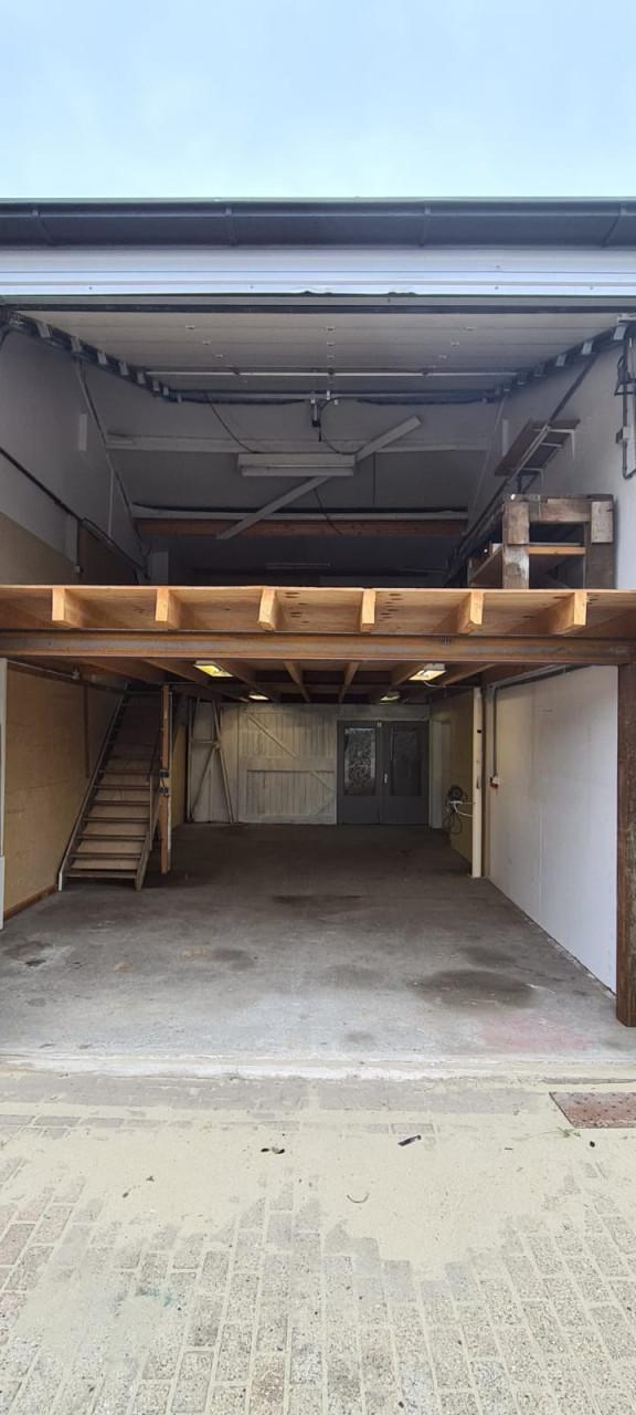 Unit 100m2 in Goes te huur