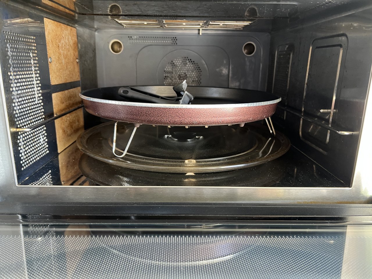 Krachtige combi oven magnetron met Crispy met handleiding