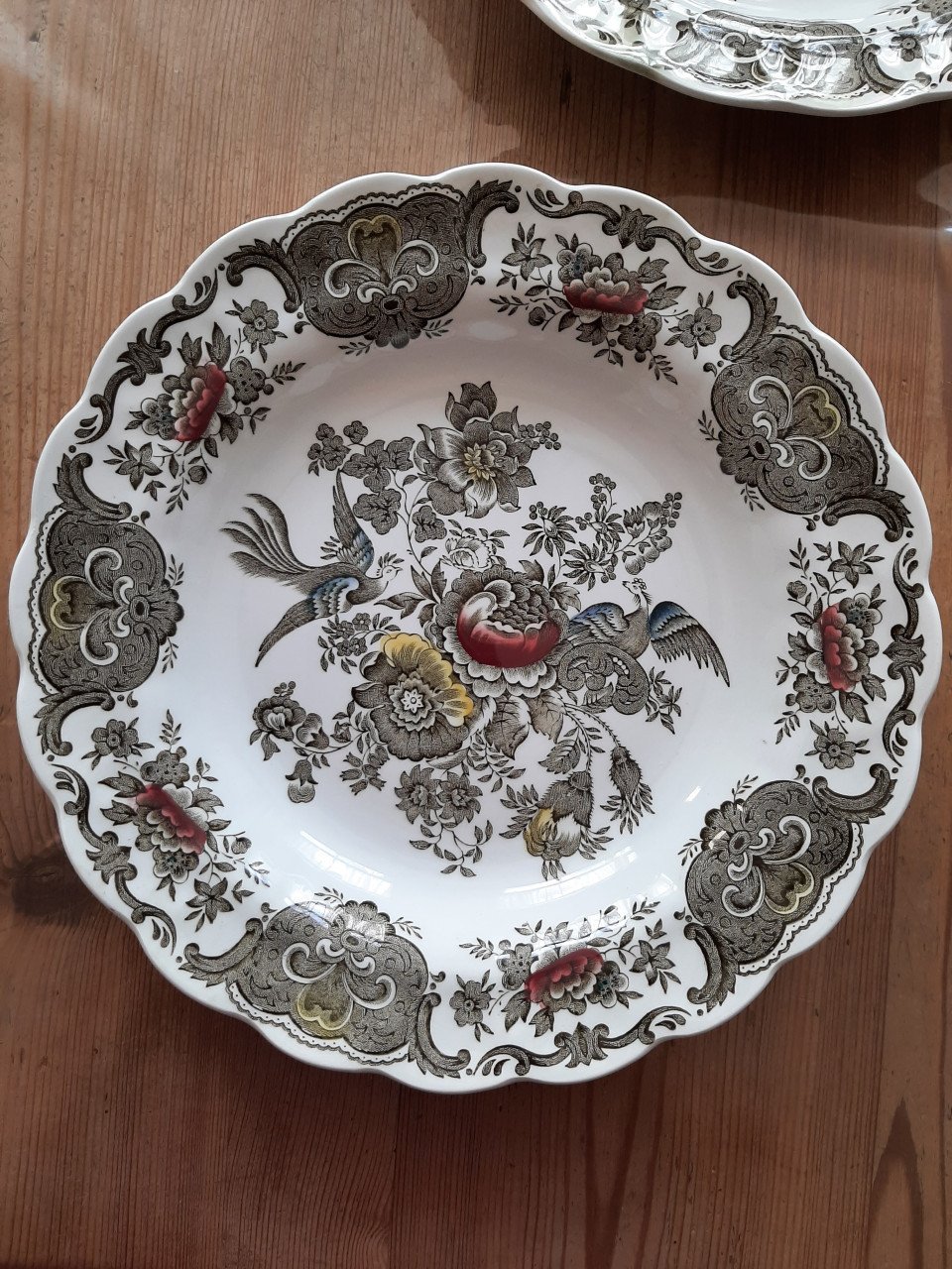 STAFFORDSHIRE ENGLAND , RIDGWAY - 4 SOEP / DIEPE BORDEN - DIA 24,5 CM