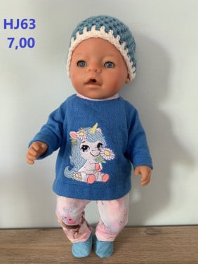 Baby born / babyborn set koe . Opbrengst KiKa. Poppenkleertjes.