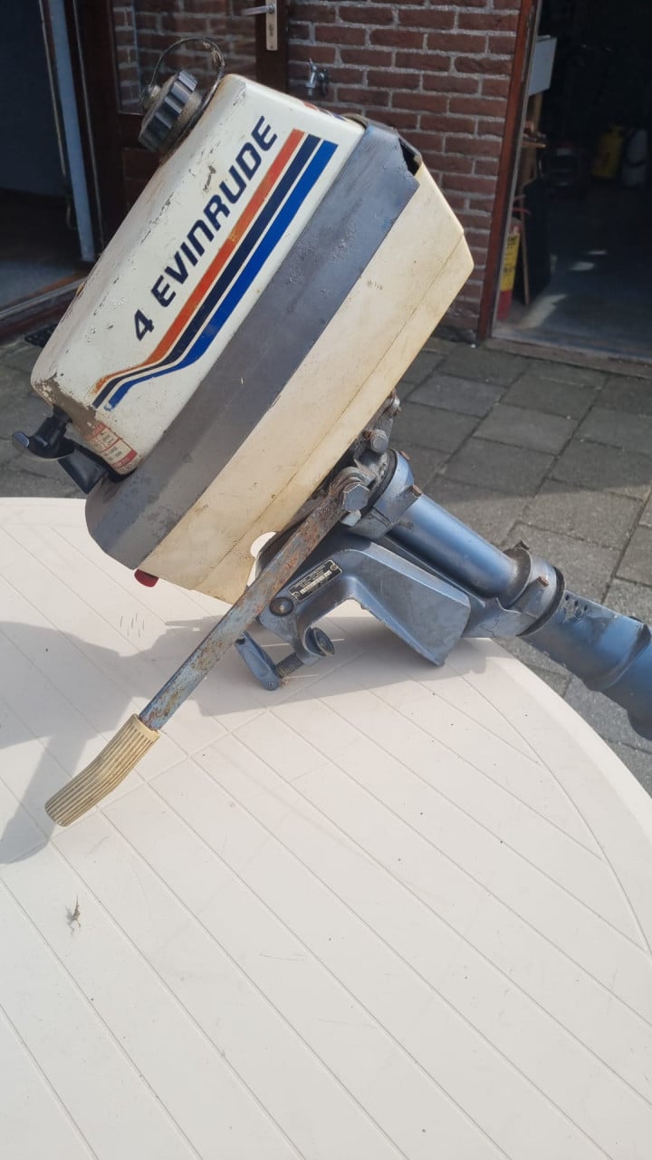 Evinrude 4 PK Buitenboordmotor