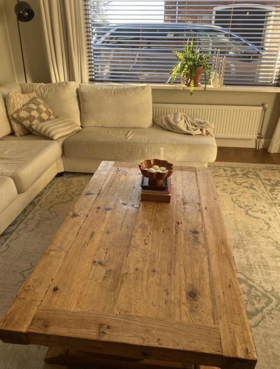 Mooie grenen houten salontafel