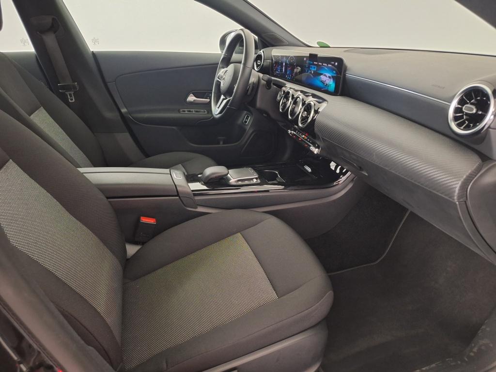 Mercedes-Benz Cla shooting brake 180 business sol. | panoramadak | stoelver
