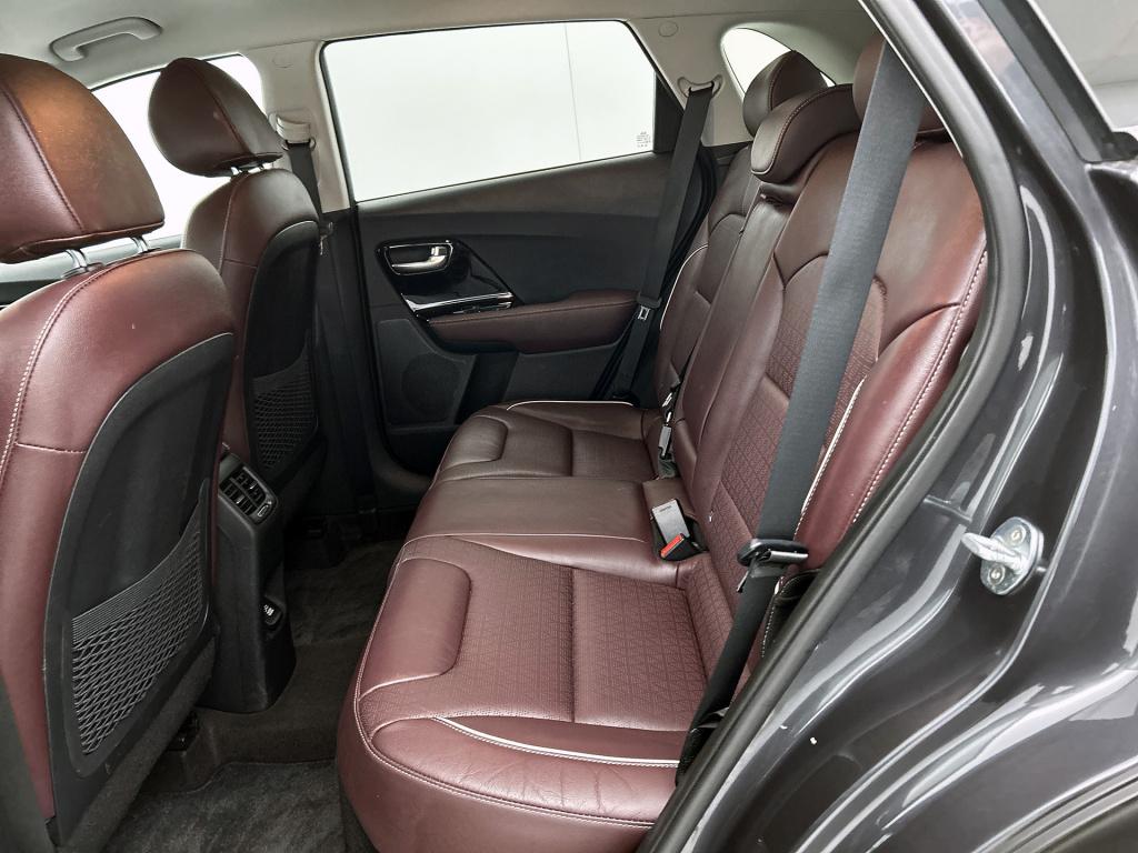 Kia Niro 1.6 gdi hybrid executiveline | uniek leder |