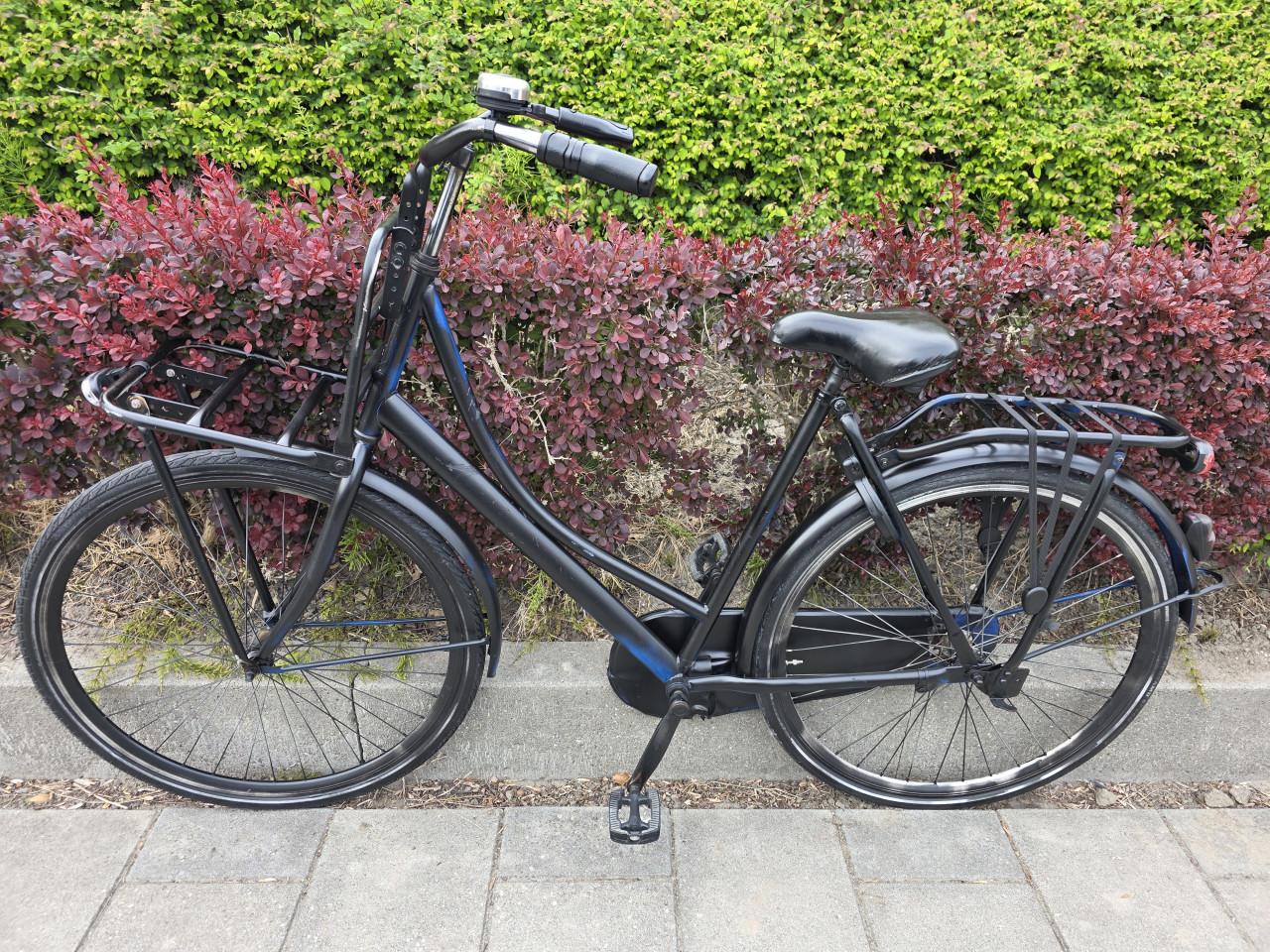 HOLLANDIA | BLACK MAMBA | 28 INCH | FRAME 56 CM