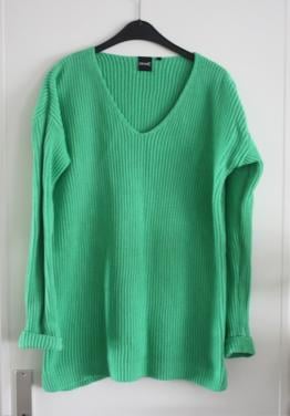 Groene trui maat 38