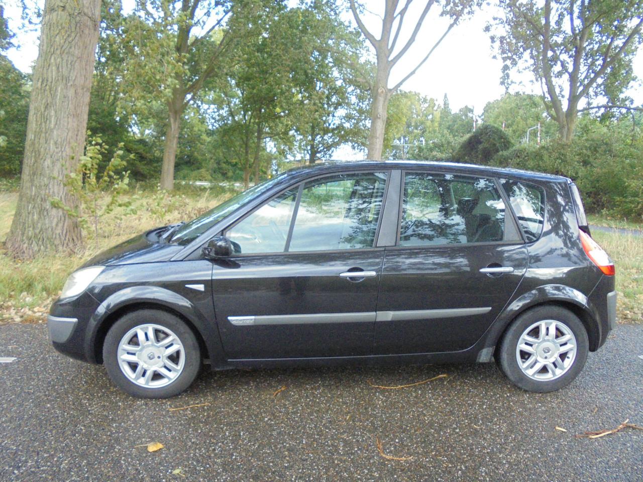 Scenic 2.0 I-16V in de Privilege Luxe,met N.A.P Apk.€ 1195