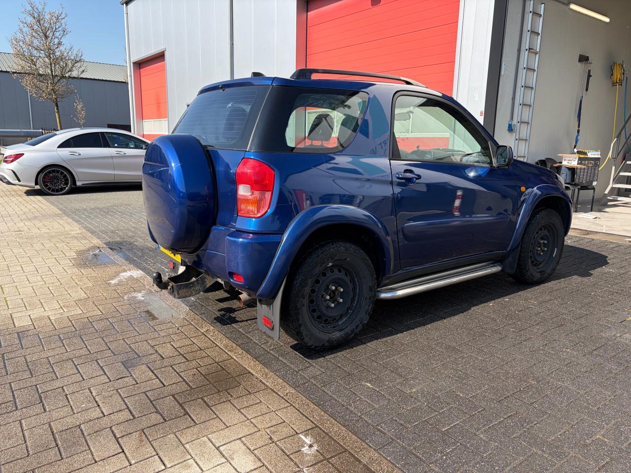 Toyota Rav4 2.0 I 3D 4WD 2000 blauw