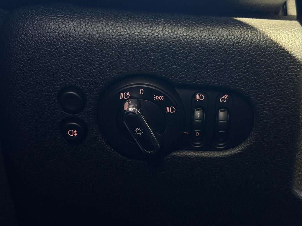 Mini 3-deurs 1.5 cooper resolute edition | pano | harman / kardon | apple c