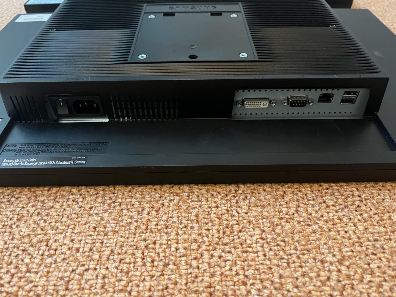 Tekoop 2 beeldschermen