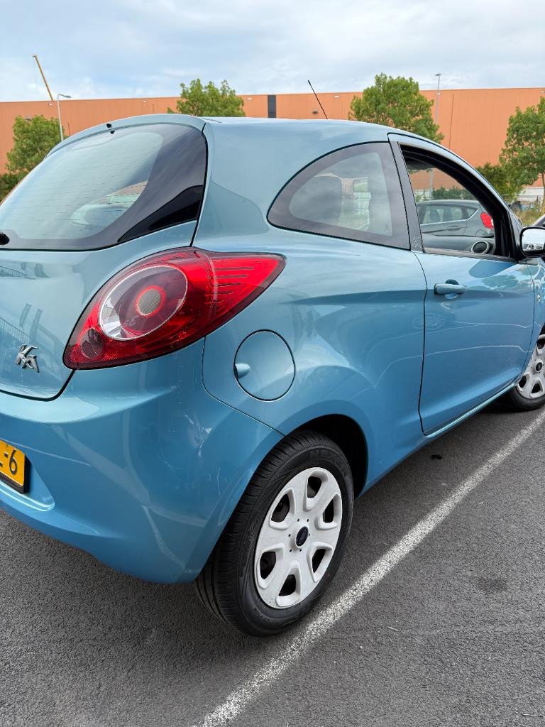 Ford KA 1.2 cool & sound start/stop - airco - nieuwe distr