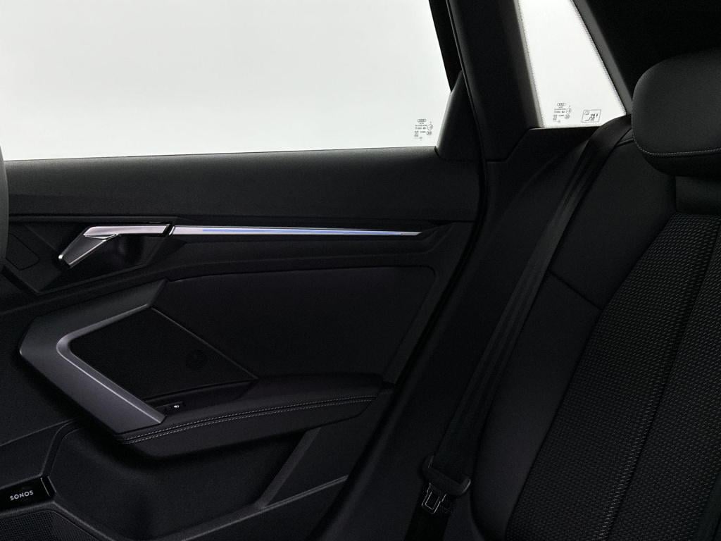 Audi A3 sportback s edition competition 45 tfsi e 200 kw / 272 pk sp