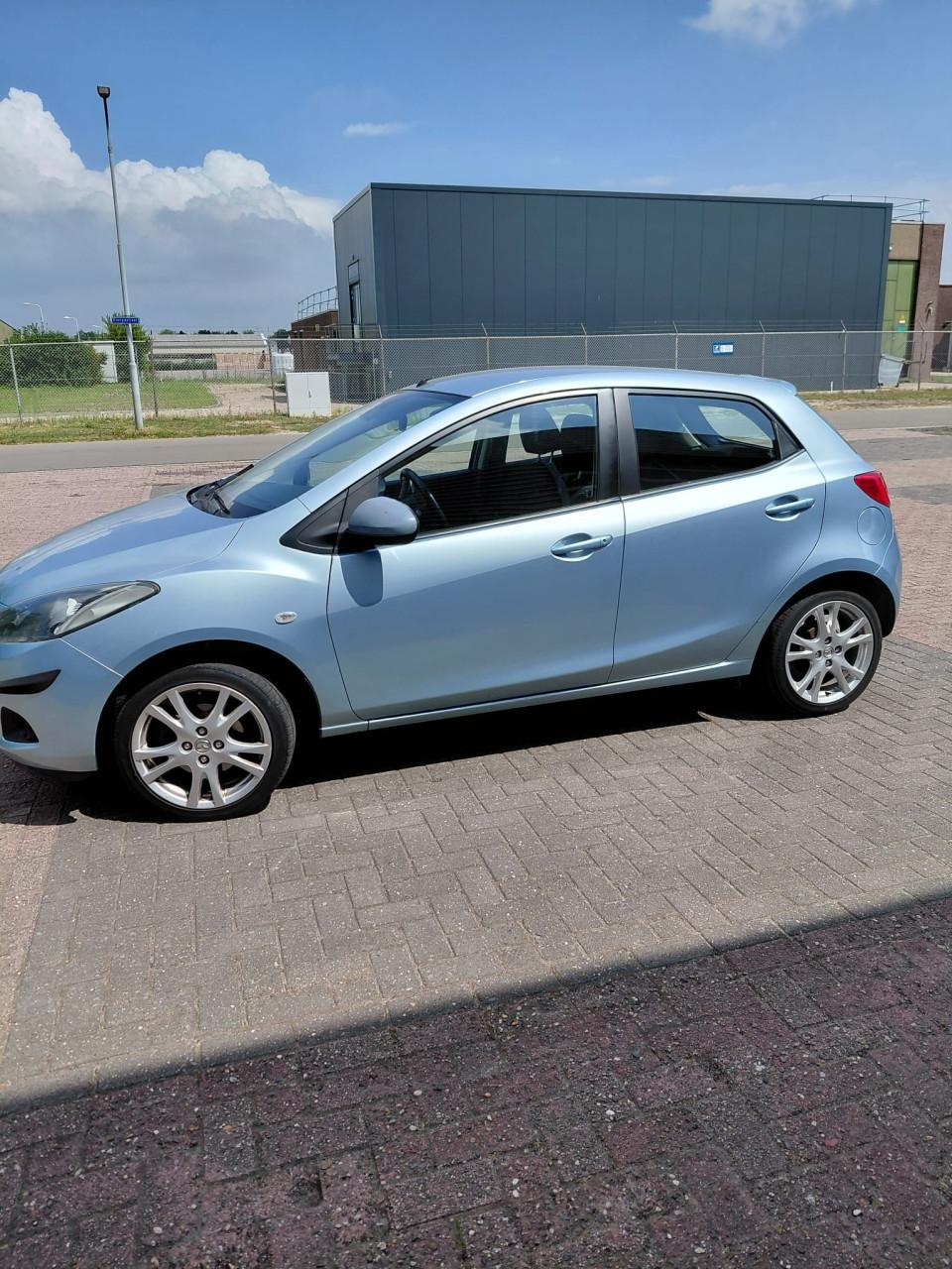 Mazda 2 bj 2008 1400 euro
