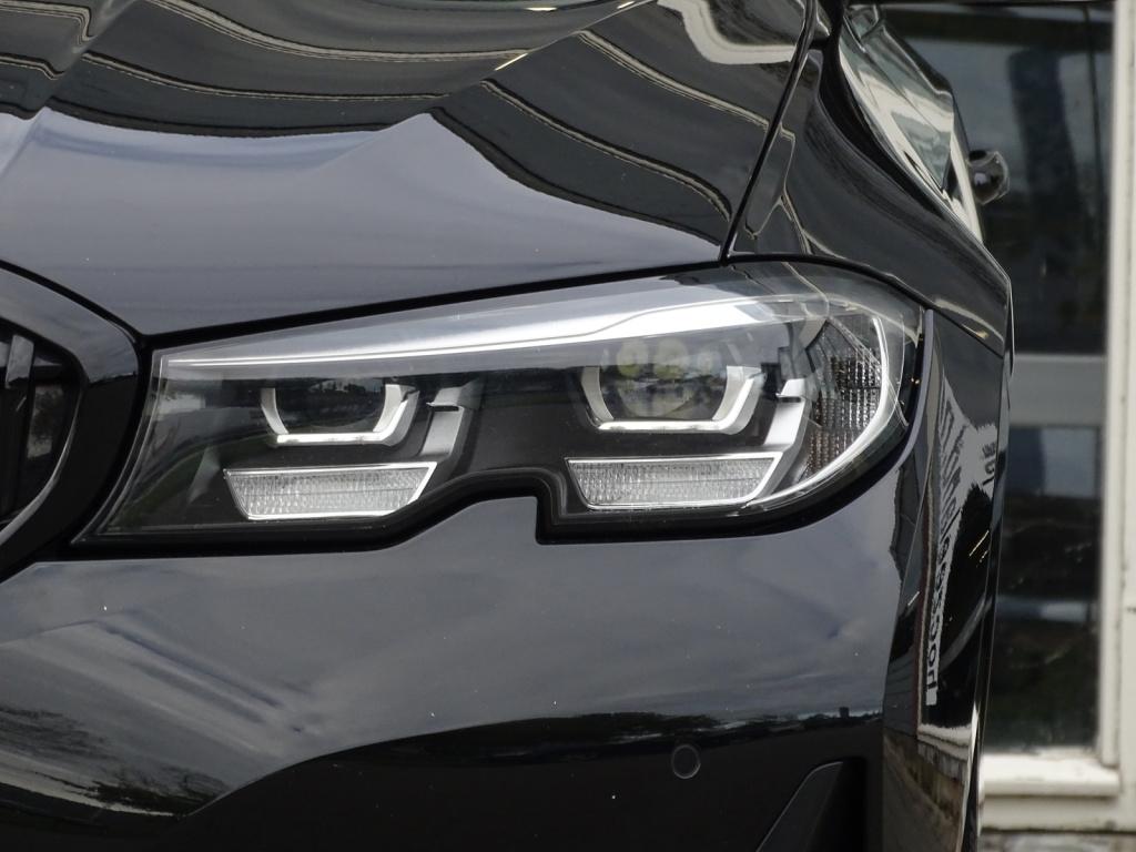 BMW 3-serie 320i high executive sportline | full led
