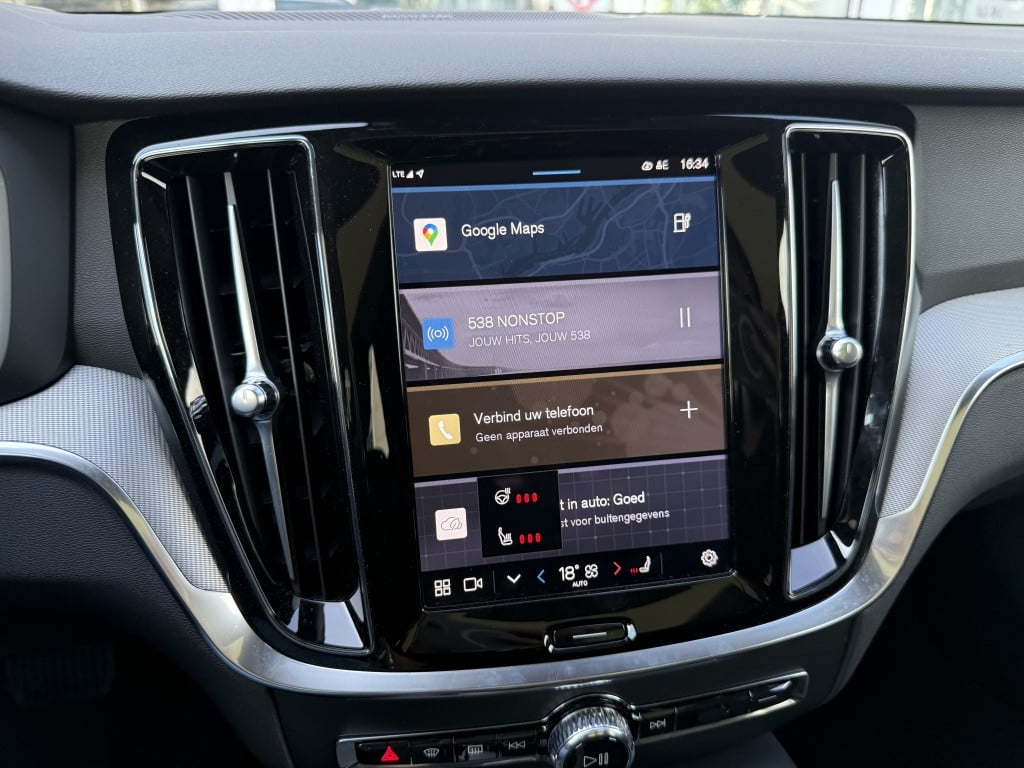 Volvo V60 v60 t6 twin engine awd plus dark