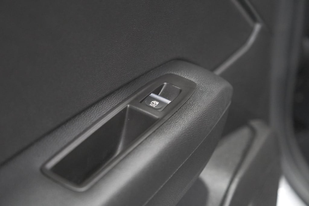 Renault Captur 1.6 e-tech plug-in hybrid 160 intens | trekhaak | camera | n