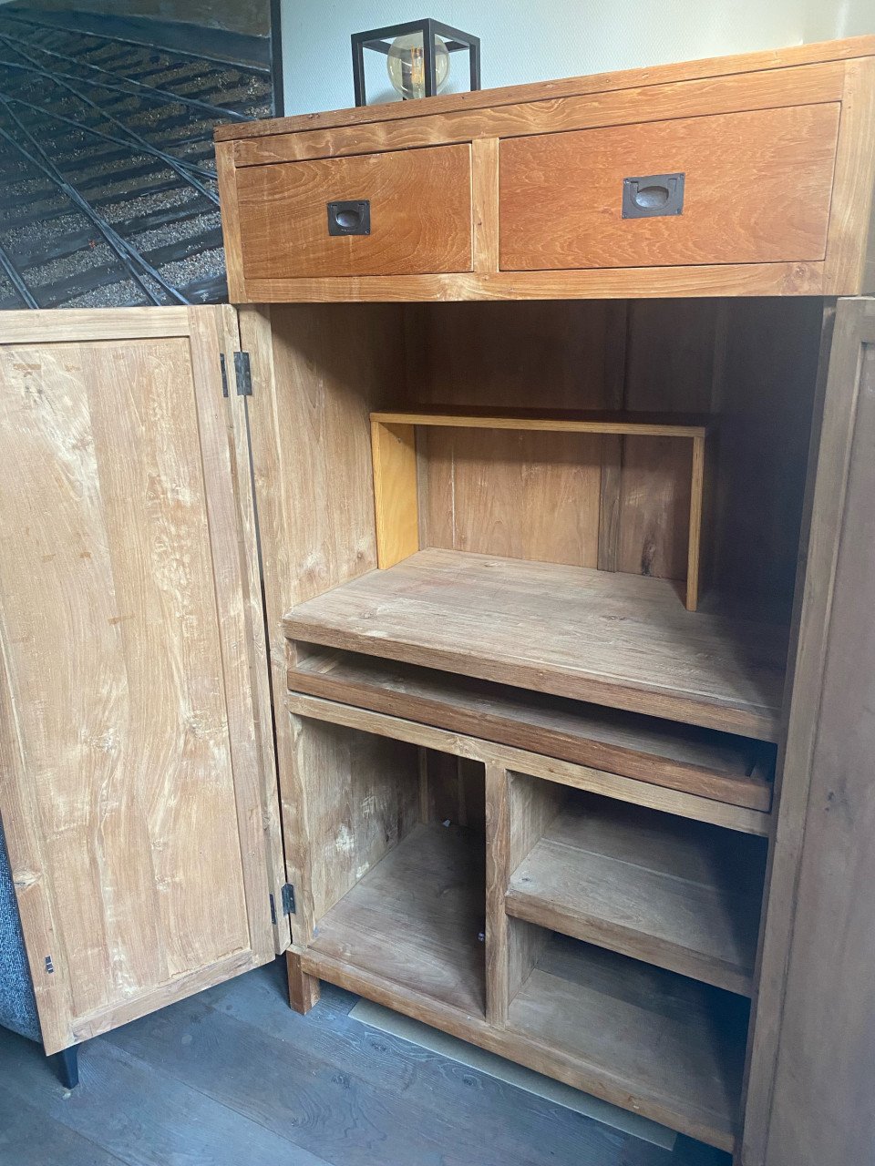 Teak houten computerkast