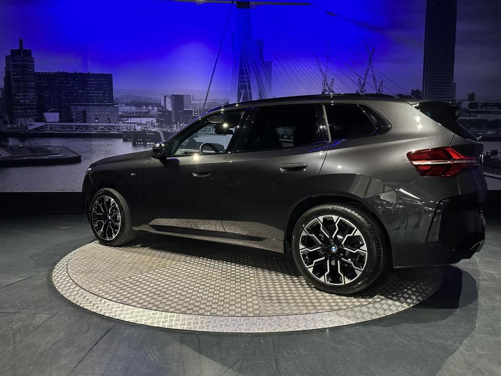 BMW X3 20 xdrive *pano*surroundview*parkass*driveass*leder*memory*