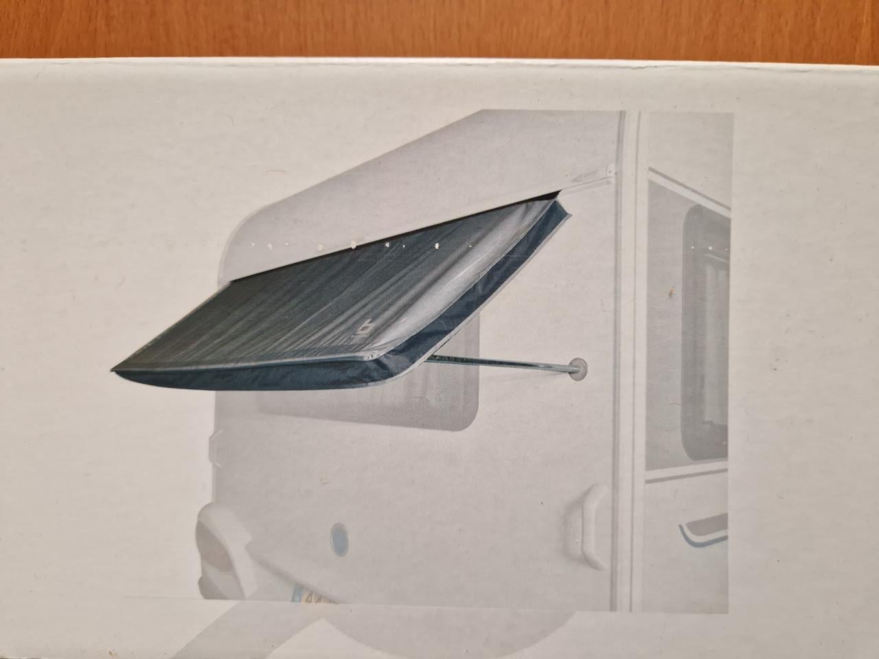 Raamluifel caravan Bo-Camp