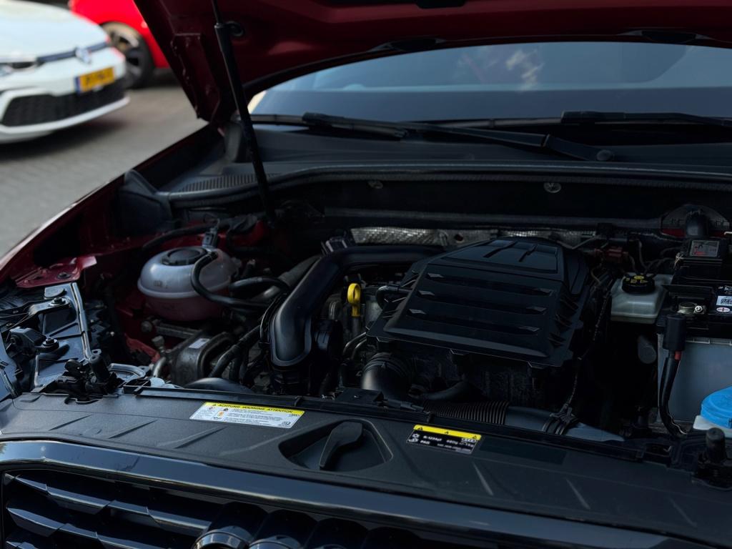 Audi Q2 30 tfsi sport * panoramadak * clima * navigatie