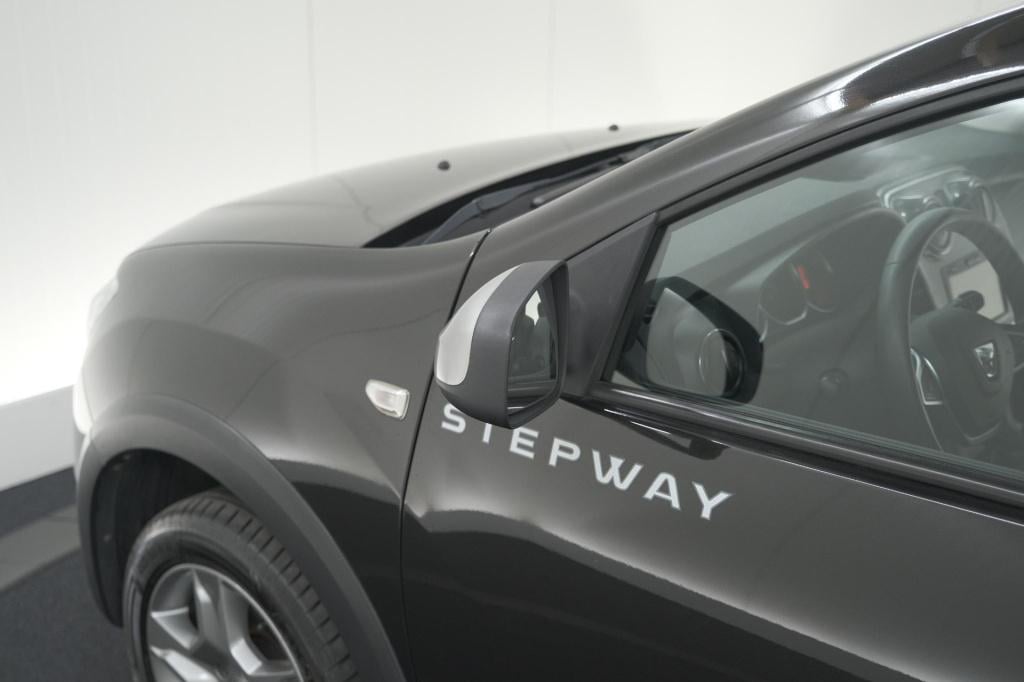 Dacia Sandero Stepway tce 90 sl | parkeersensoren | cruise control | naviga