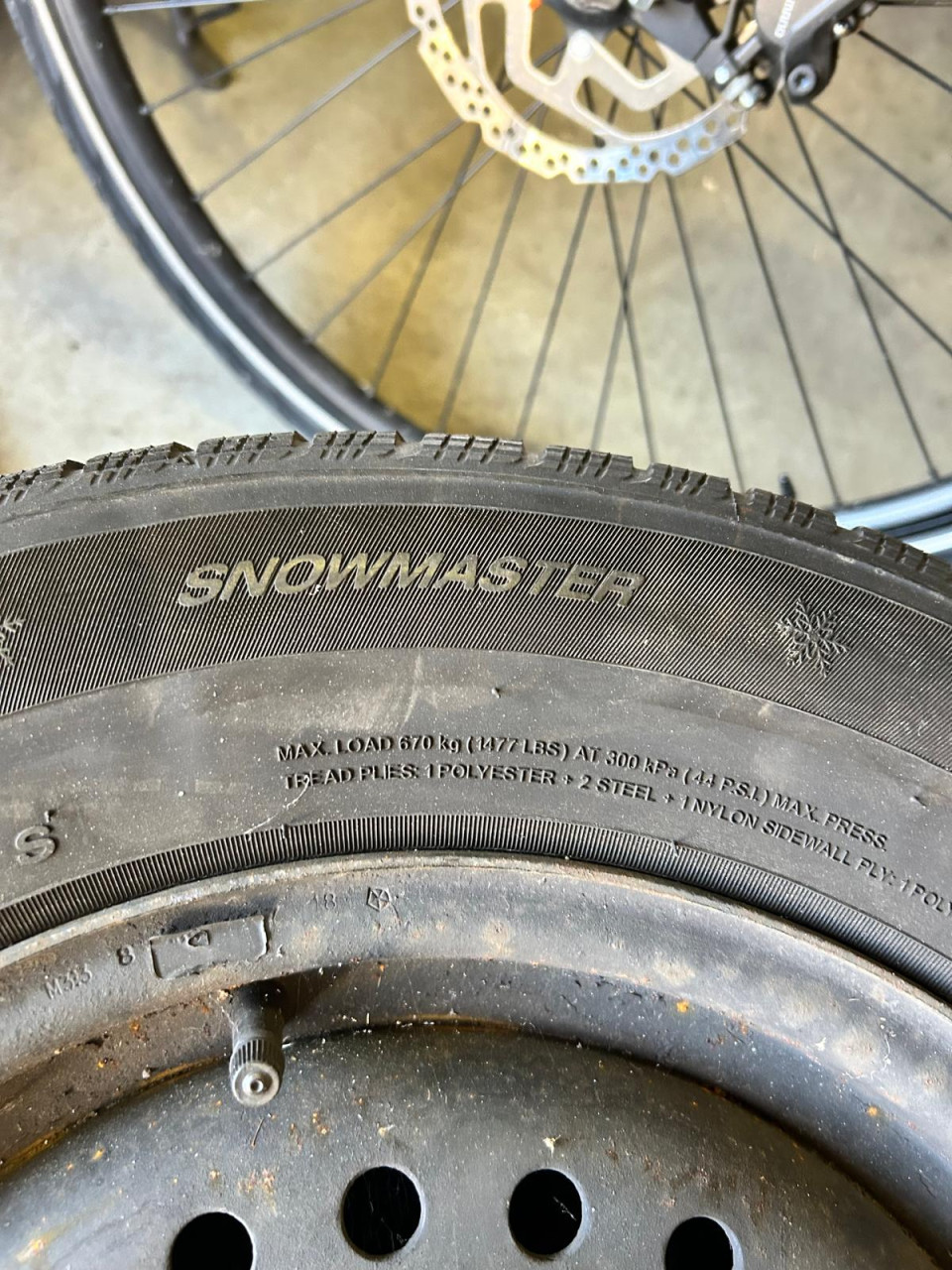 15 INCH GOODRIDE SNOWMASTER WINTERBANDEN INCL. STALEN VELGEN