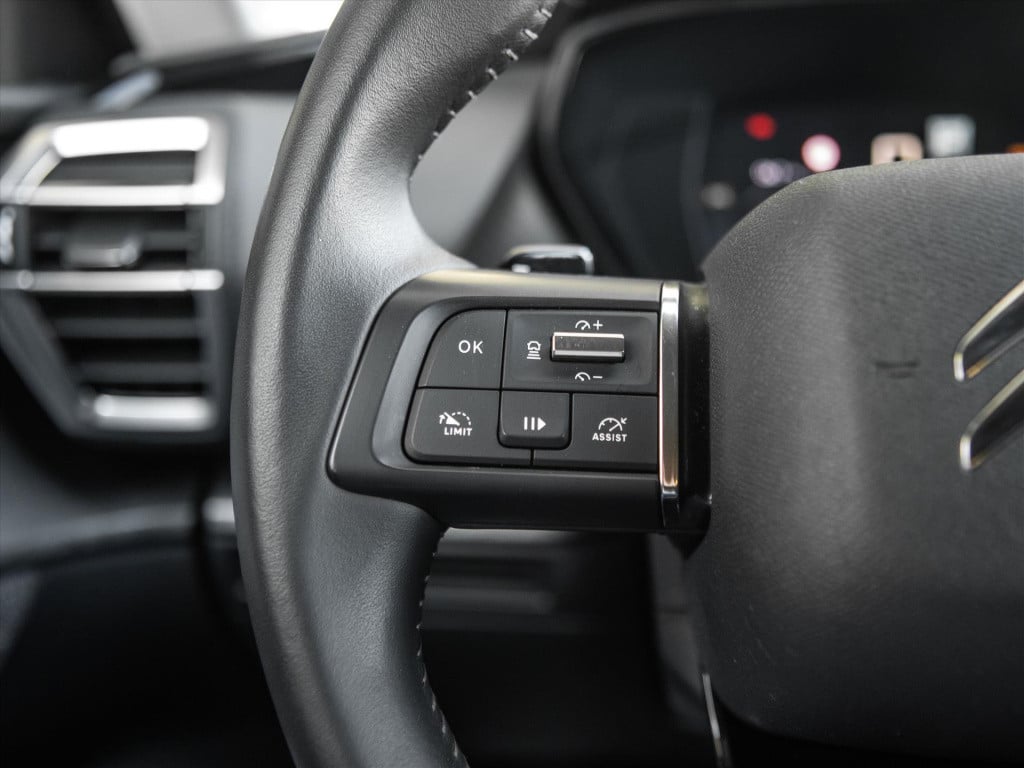 Citroen C5 X 1.2 puretech 130pk feel automaat | navigatie | camera | park. 