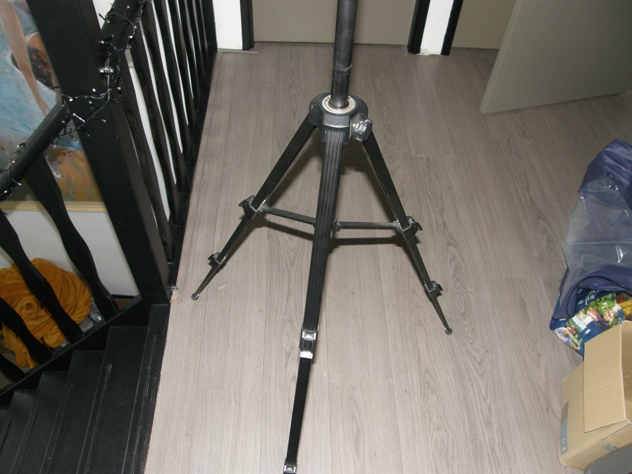 Gullmann statief met Bresser kijker