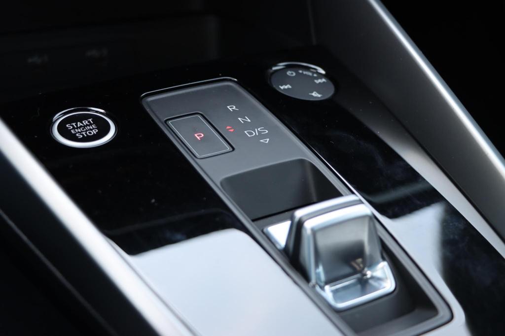 Audi A3 sportback 35 tfsi s edition 150pk s tronic