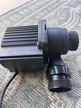 Te koop oase eco primium 10000 sterke en zuinige Vijverpomp snoer 5 meter